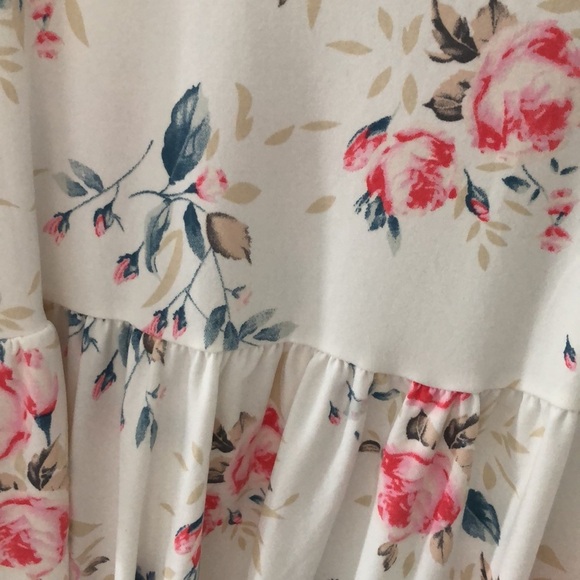 BLOOMCHIC HI-LOW FLORAL BLOUSE SIZE 14-16 NWT - Picture 7 of 8